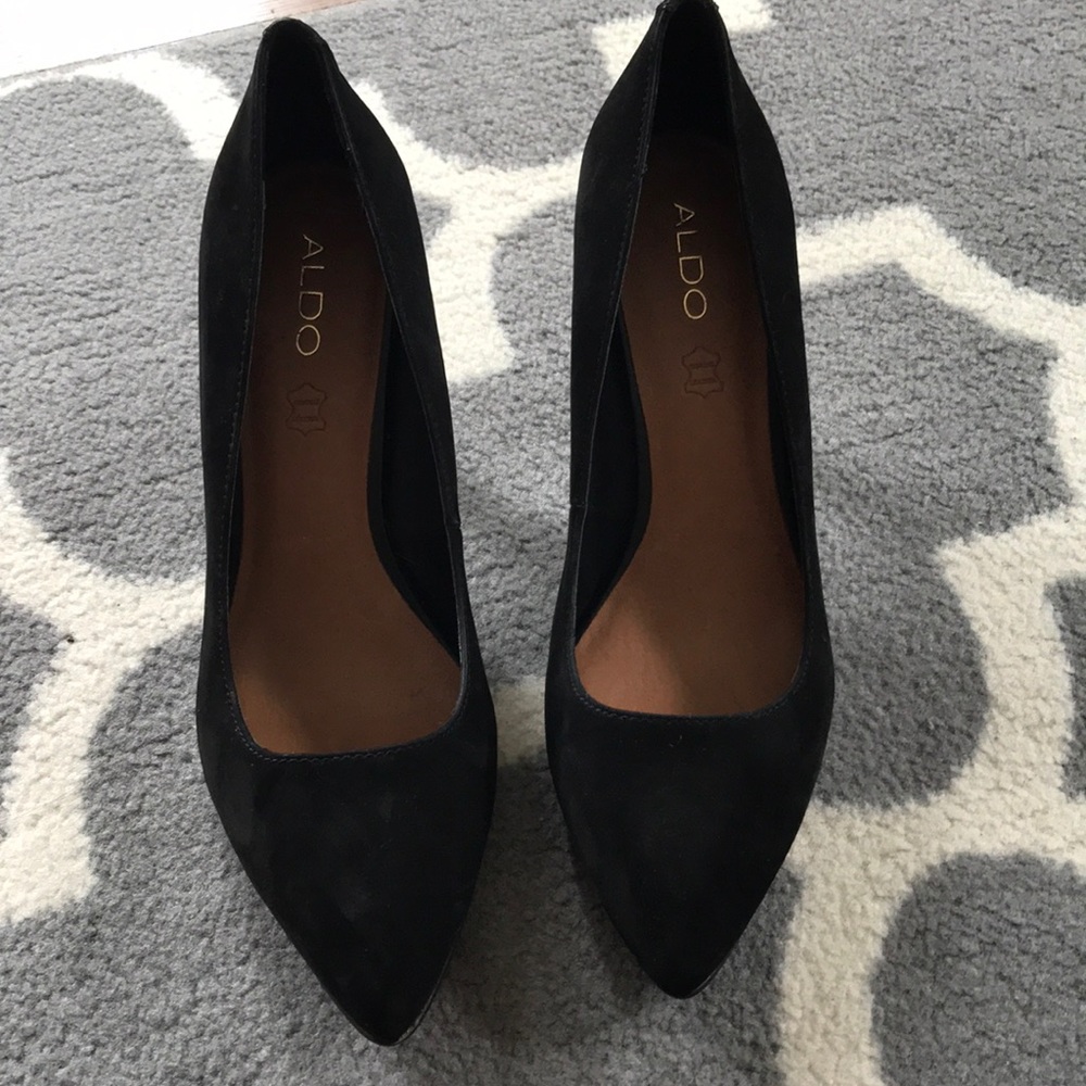 Aldo black suede high heel, gently used 70$ msrp